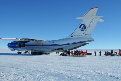 ИЛ76 разгружаемся